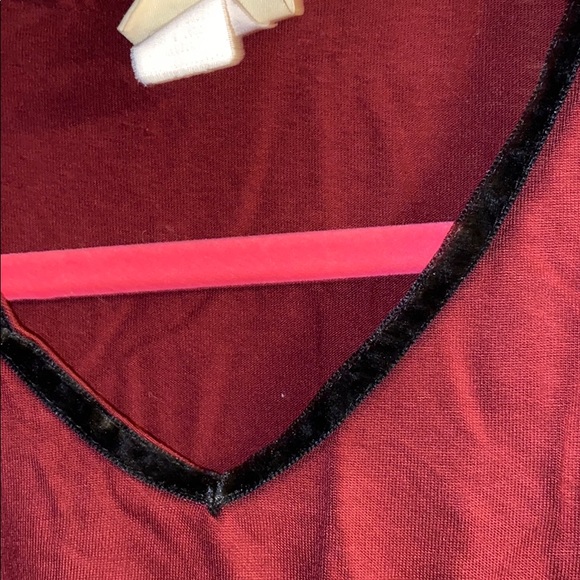 🟢10/$10 - sweater - Picture 3 of 4